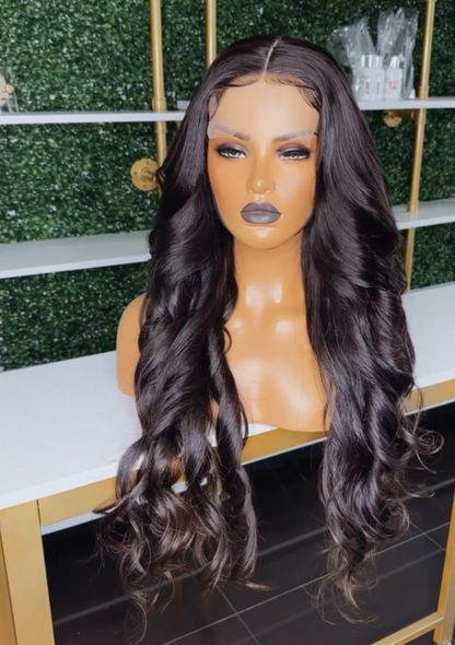 Mila - Bodywave Closure Wig