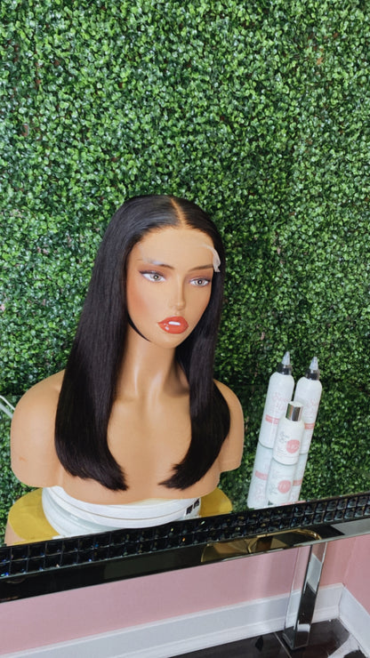 Eniyah - Straight Frontal Wig