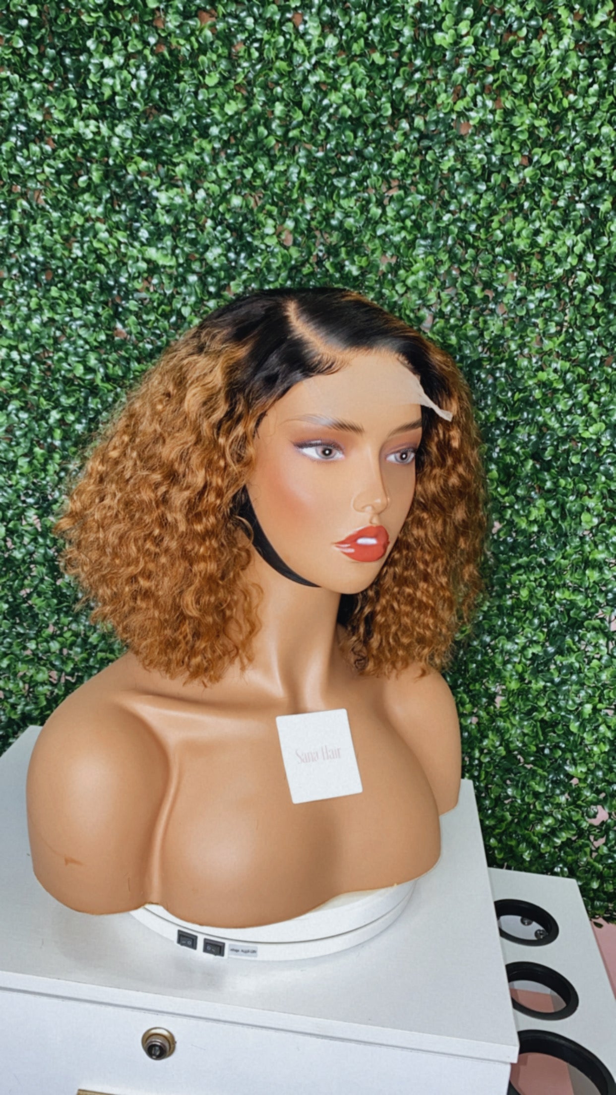 Kavia - Curly Closure Wig